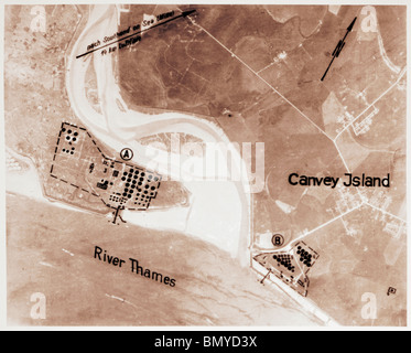 Canvey Island - Essex 1940 chemische Lagertanks & Befestigungen Stockfoto