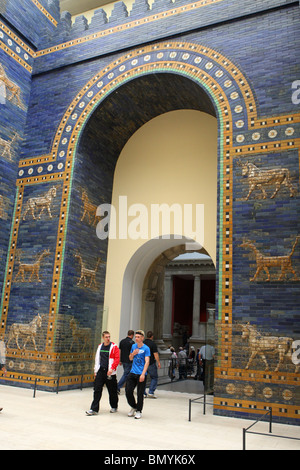 Ischtar-Tor. Pergamon-Museum ist ein Museum in Berlin, die man nicht verpassen sollte. Stockfoto