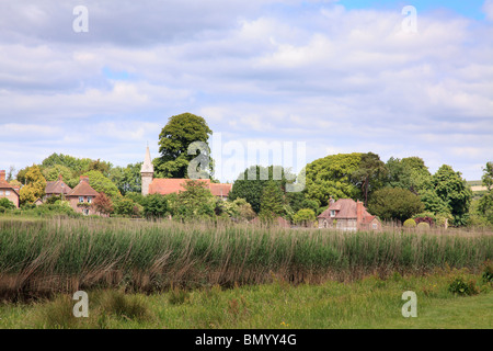 Kirche und Weiler South Stoke in der Nähe der Fluss Arun in Arundel Stockfoto