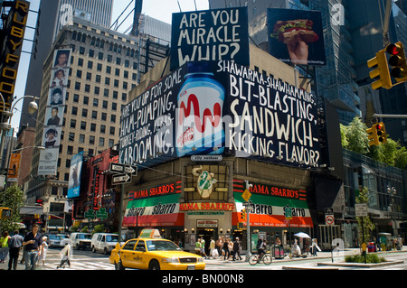 Eine Plakatwerbung Kraft Foods Miracel Whip auf dem Times Square in New York Stockfoto