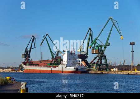 Kohlenstoff-Kai im Hafen von Danzig, Polen. Stockfoto