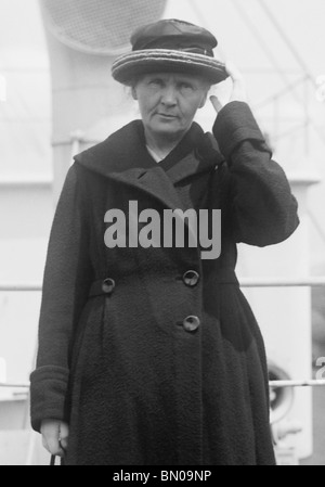 Vintage Foto (1921), Physiker und Chemiker Marie Curie (1867-1934) - Pionier in Radioaktivität + Gewinner der zwei Nobelpreise. Stockfoto