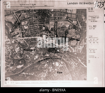 London - Brentford & Kew 31. August 1940 Kew Bridge Wasserwerk Luftwaffe Luftaufnahme Stockfoto