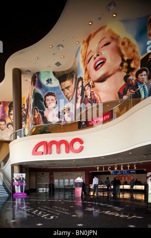 Wandbild der berühmte Schauspieler und Schauspielerinnen, AMC Theater, Century City, Los Angeles, California, Vereinigte Staaten Stockfoto