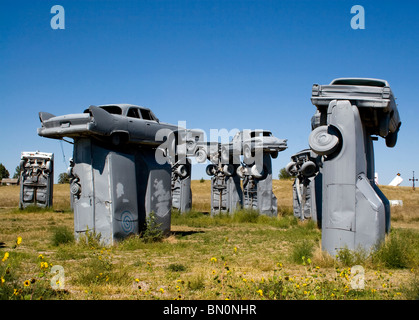 Carhenge ist eine Nachbildung von Stonehenge gebaut mit alten Autos von Jim Reinders in Allianz Nebraska Stockfoto