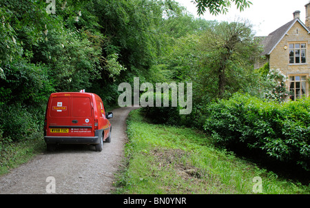 Royal Mail rot Postamt van auf einer ländlichen Landstrasse oberen Schlachtung in den Cotswolds Glucestershire England UK Stockfoto