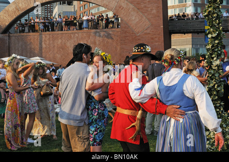 Sommernachtstraum schwedische Festival in Battery Park City. 25. Juni 2010 Stockfoto