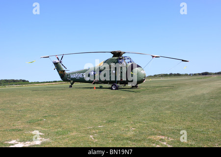 Restaurierte Vietnam Ära UH - 34D "Stinger" Hubschrauber Long Island NY Stockfoto