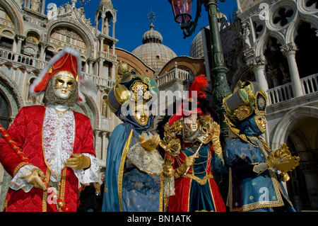 Italien, Venedig Karnevalsmaske und Kostüm Stockfoto