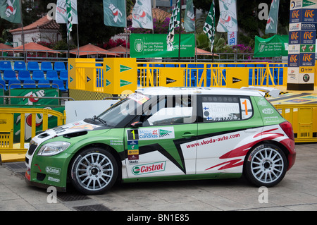 Ein Rallye-Auto auf der 2010 Rally Islas Canarias (29. April und 1. Mai 2010) in Las Palmas, Gran Canaria, Spanien. Stockfoto