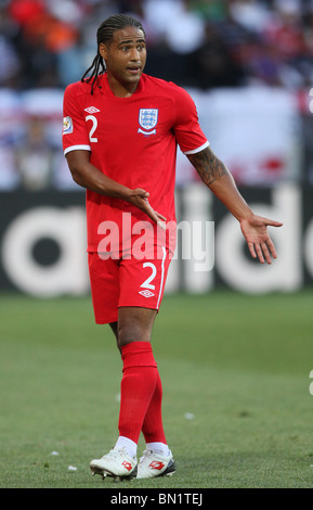 GLEN JOHNSON Slowenien V ENGLAND-NELSON-MANDELA-BAY-PORT ELIZABETH SOUTH AFRICA 23. Juni 2010 Stockfoto