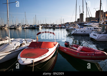 Der Hafen von Marina, Fuengerola, Andalusien, Spanien Stockfoto