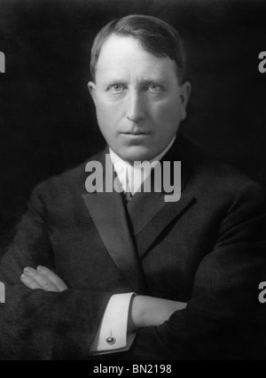 Portrait-Foto um 1910 der amerikanischen Zeitung Magnaten und führende Verleger William Randolph Hearst (1863-1951). Stockfoto