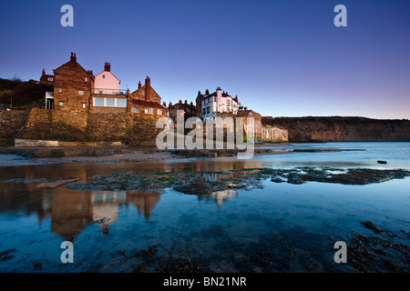 Pre spring Dawn, Robin Hoods Bay, North Yorkshire Coast Stockfoto