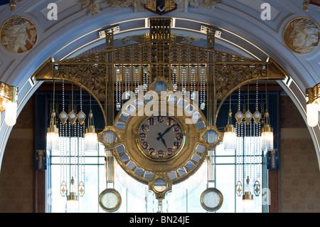 Obecni Dum Restaurant, Prag Stockfoto