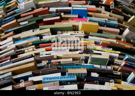 Ein Turm aus gebrauchte Bücher Stockfoto
