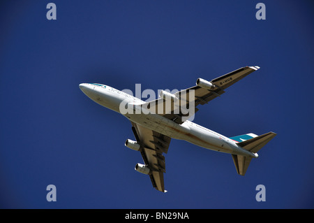 Cathay Pacific Boeing 747-400 Flugzeuge abheben, Heathrow Airport, Greater London, England, Vereinigtes Königreich Stockfoto