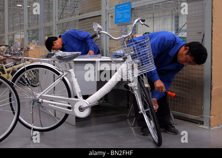 China, Beijing, Fahrrad-Fabrik Stockfoto