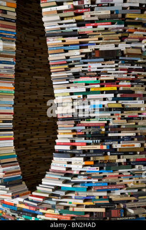 Ein Turm aus gebrauchte Bücher Stockfoto