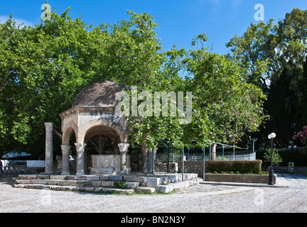 Griechenland, Dodekanes, Kos, dem Hippokrates-Baum und die Toilette der Adid Hasaan Moschee Stockfoto