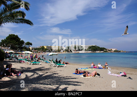 Strandblick, Es Canar, Santa Eularia des Riu, Ibiza, Balearen, Spanien Stockfoto