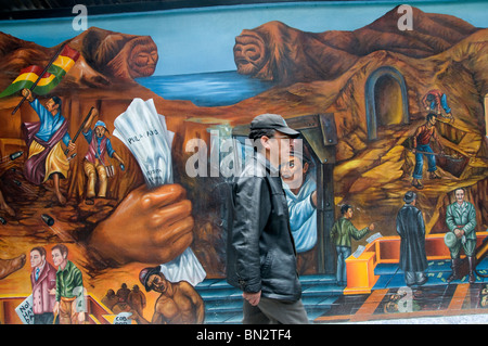 La Paz Wandbild zeigt die Geschichte von Bolivien Stockfoto