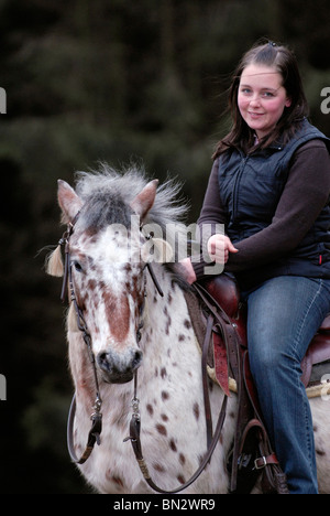 Mädchen mit pony Stockfoto