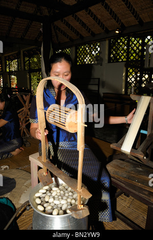 Seidenfabrik Sankhampaeng, Chiang Mai, Thailand, Asien Stockfoto