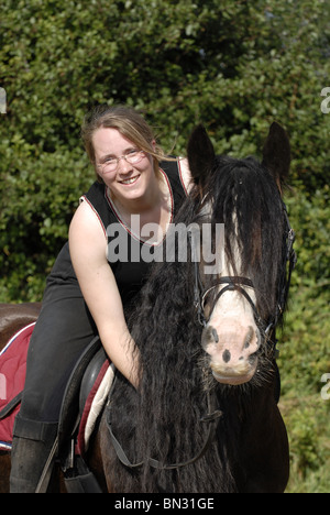 junge Frau mit tinker Stockfoto