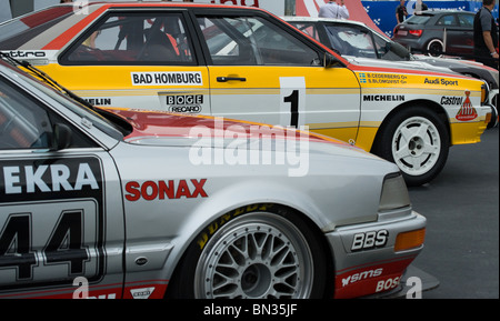 Eine Anzeige von Audi Touring und Rallye-Autos auf dem Audi stand in 2010 Le Mans 24 h-Rennen Stockfoto