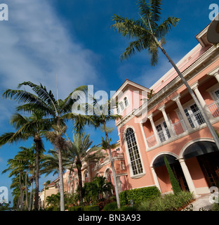 Gebäude auf der 5th Avenue South in Naples, Florida, USA Stockfoto