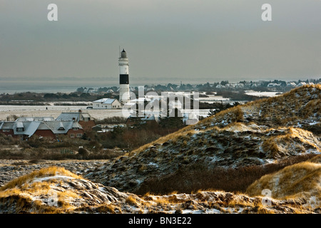 Blick auf Sylt von schneebedeckten Dünen, Deutschland Stockfoto