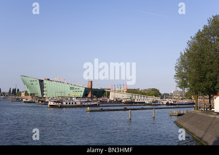 Ansicht von NEMO (National Center of Science and Technology), Amsterdam, Niederlande Stockfoto