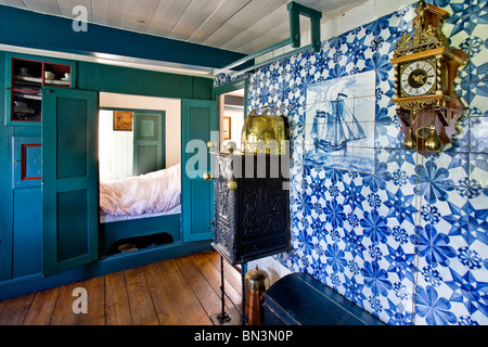 Captain Zimmer in einem alten friesischen Haus (Oeoemrang Hus), Nebel, Amrum, Schleswig-Holstein, Deutschland Stockfoto