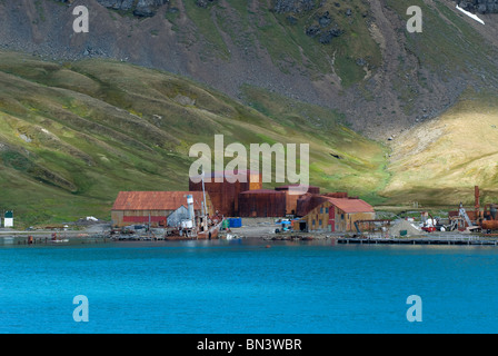 Grytviken, eine ehemalige Walfangstation, Blick vom Boot, Süd-Georgien Stockfoto