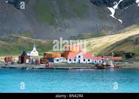 Grytviken, eine ehemalige Walfangstation, Blick vom Boot, Süd-Georgien Stockfoto