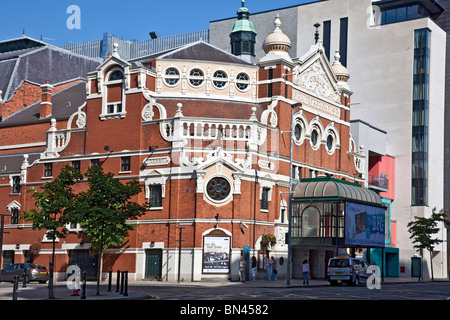 Das Grand Opera House in Great Victoria Street, Belfast, NI. Im Jahre 1895 eröffnete war es im Jahr 2006 aufwändig restauriert. Stockfoto