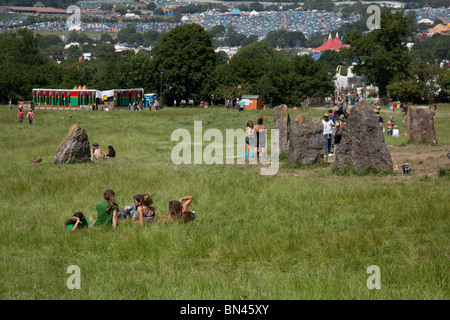 Der Steinkreis in Kings Wiese, Glastonbury Festival 2010 Stockfoto