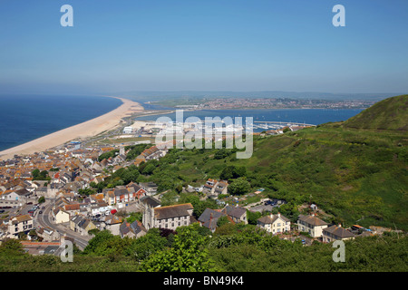 Ansicht von oben Wren Blick über Portland Hafen in Richtung Weymouth Stockfoto