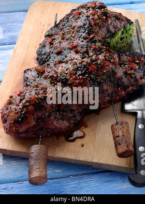 Butterflied Lammkeule adobado und gegrillt Stockfoto