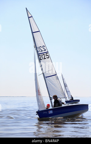 Laser 2000 Millennium Series Open Meeting am Snettisham, Norfolk 23.05.2010. Stockfoto