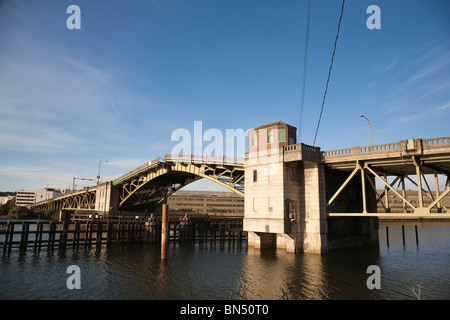 Brücke, die Eröffnungssequenz 3 11 - Closing Ceremony für die South Park-Bridge - 30. Juni 2010 Stockfoto