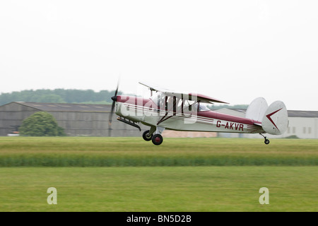 Chrislea CH3 Super Ace Skyjeep Serie 4 G-AKVR Massenermittlung aus Start-und Landebahn am Breighton Flugplatz Stockfoto