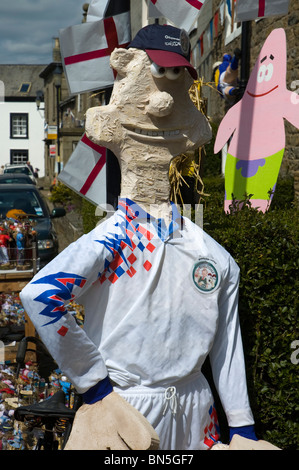 Wallace von Wallace und Gromit. Eine Ausstellung auf dem Wray Scarecrow Festival im Dorf Wray, in der Nähe von Lancaster, England, UK Stockfoto