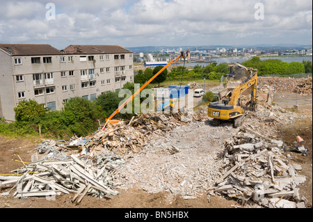 Abriss des berüchtigten Billy Banks Rates Wohnsiedlung mit Blick auf Cardiff in Penarth Vale von Glamorgan South Wales UK Stockfoto