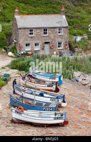 Penberth, ein kleines Cornish Fischerdorf in der Nähe von Porthcurno, Cornwall, UK. Stockfoto