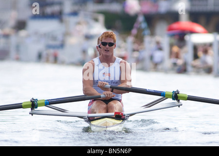 HENLEY ON THAMES, ENGLAND. 07.03.2010 die Henley Royal Regatta am Fluss Themse Henley Berkshire Stockfoto