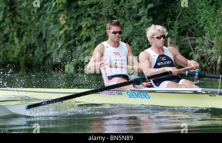 HENLEY ON THAMES, ENGLAND. 07.03.2010 die Henley Royal Regatta am Fluss Themse Henley Berkshire Stockfoto