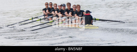 HENLEY ON THAMES, ENGLAND. 07.03.2010 die Henley Royal Regatta am Fluss Themse Henley Berkshire Stockfoto