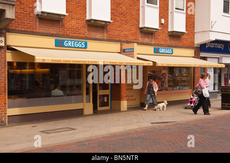 Die Greggs der Bäcker Bäckerei Lagern bei Stowmarket in Suffolk, England, Großbritannien, Vereinigtes Königreich Stockfoto